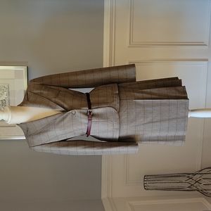 DKNY Taupe/Brown Skirt Suit Women Size 4-6